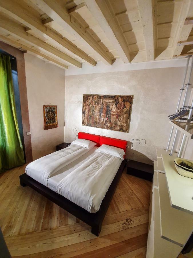 Flora Inn, Flora I - Nel Cuore Di Bergamo Alta Εξωτερικό φωτογραφία